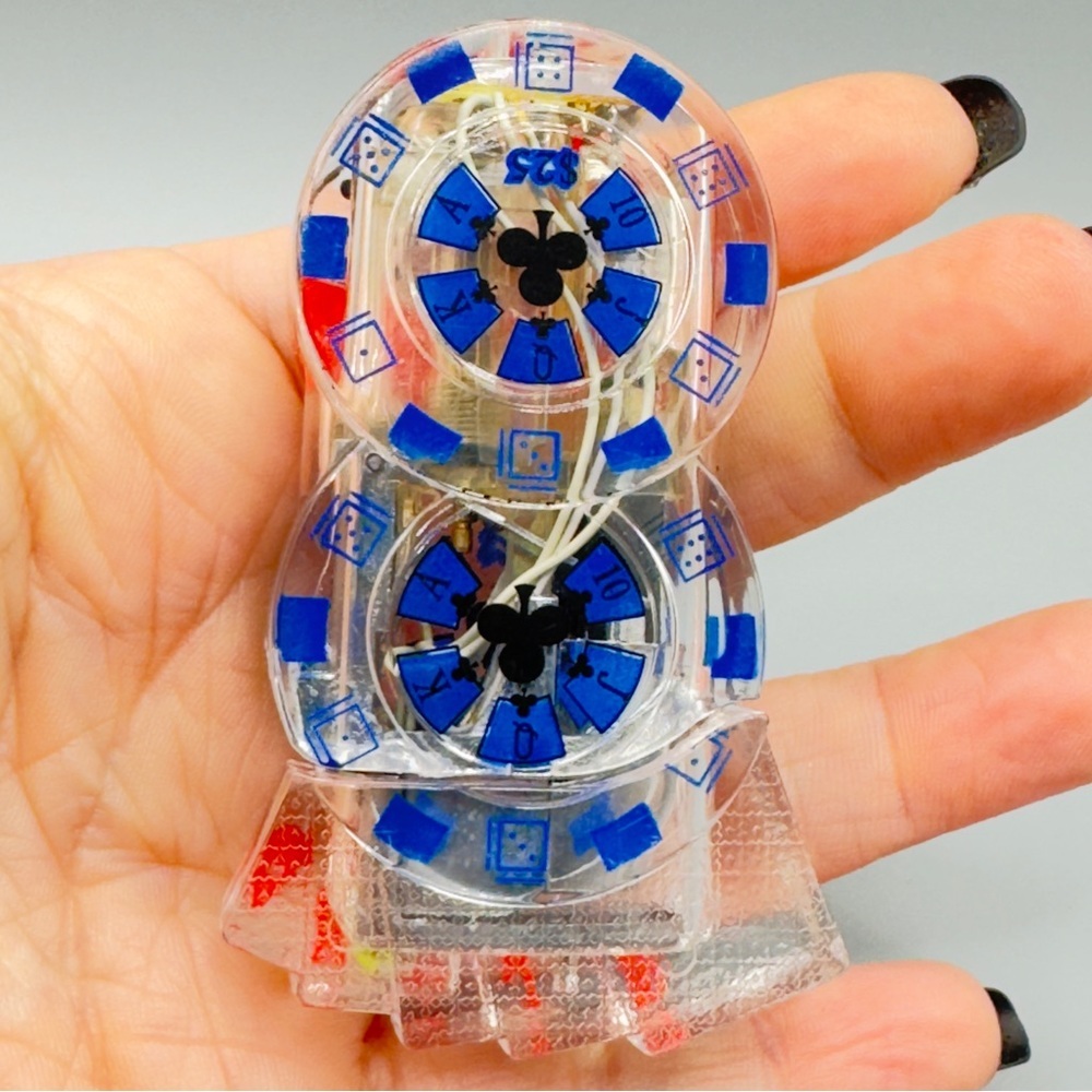 Unbranded Clear Flip Lighter with Red Blue Gear Design – No Fluid, Collectible - Picture 5 of 7